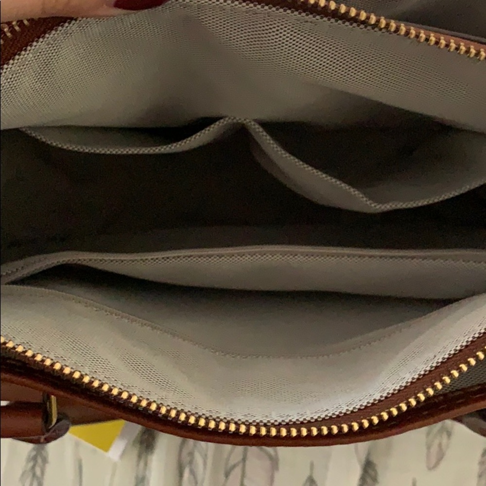 FOSSIL Purse - Picture 3 of 8